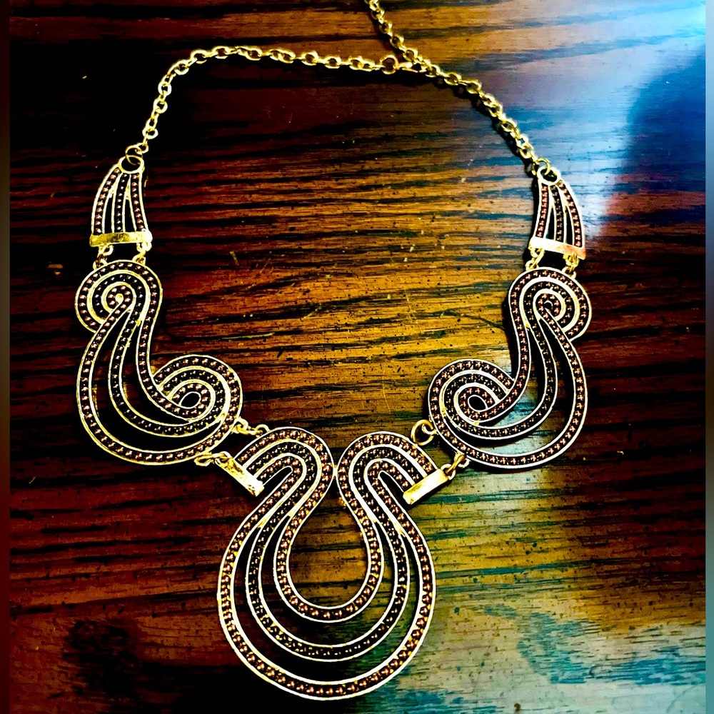 New.  Ornate Gold Necklace. Embellished.